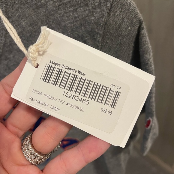 NWT Florida Gators Basketball Tee - Picture 4 of 4